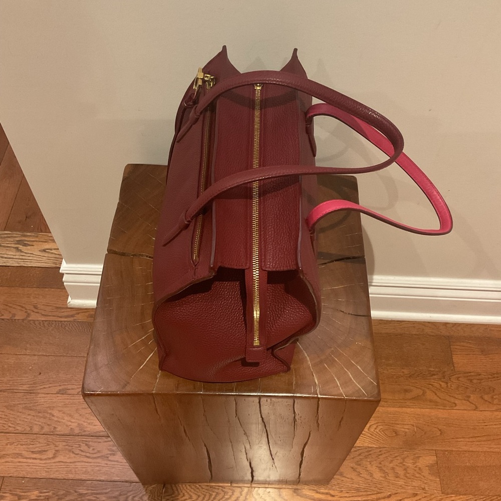 Salvatore Ferragamo Burgundy Leather Tote - Picture 4 of 16